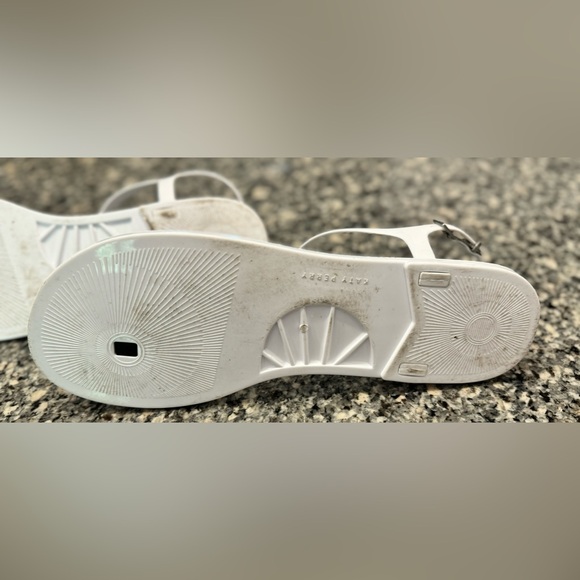 Katy Perry Collection White and Black bow Sandals size 11 - Picture 6 of 8